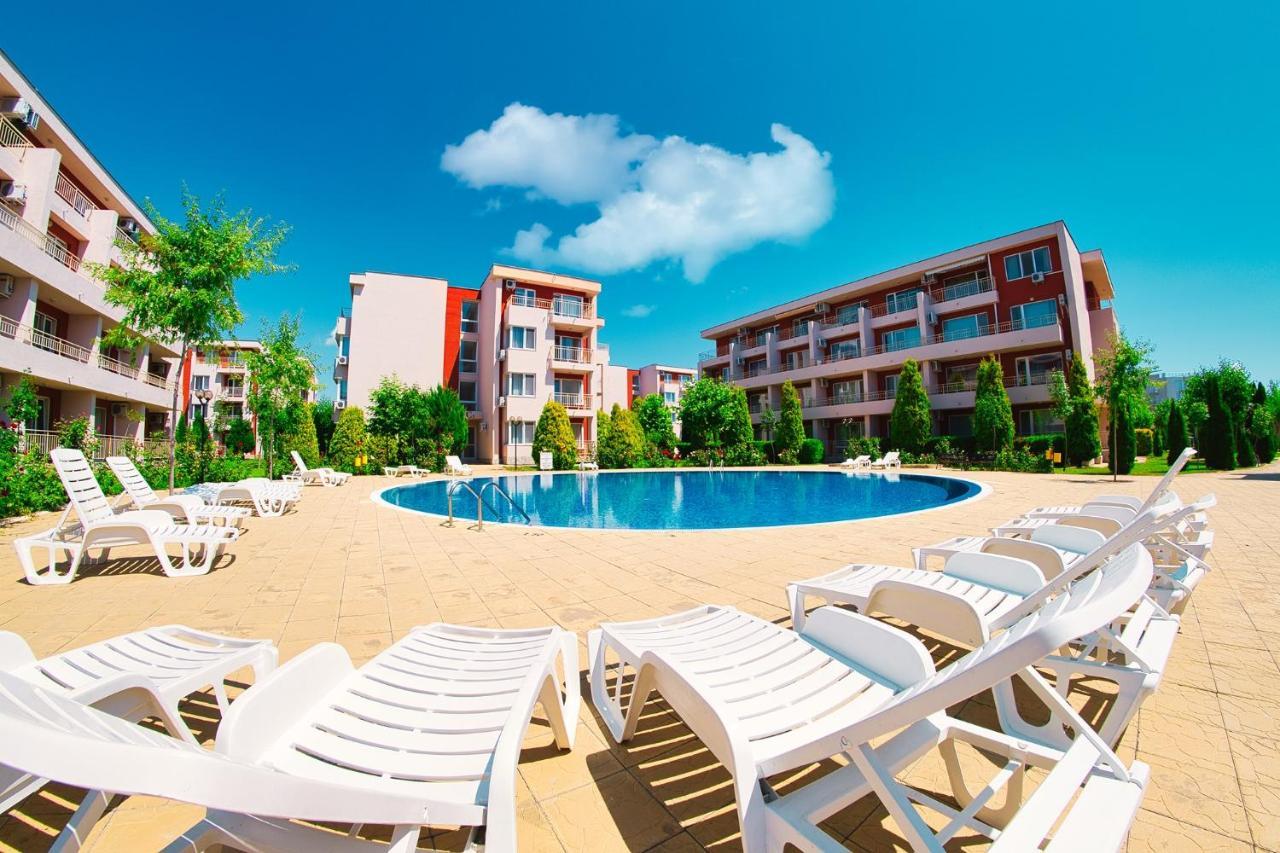 Nessebar Fort Club - Prestige Apartments Sunny Beach Eksteriør billede