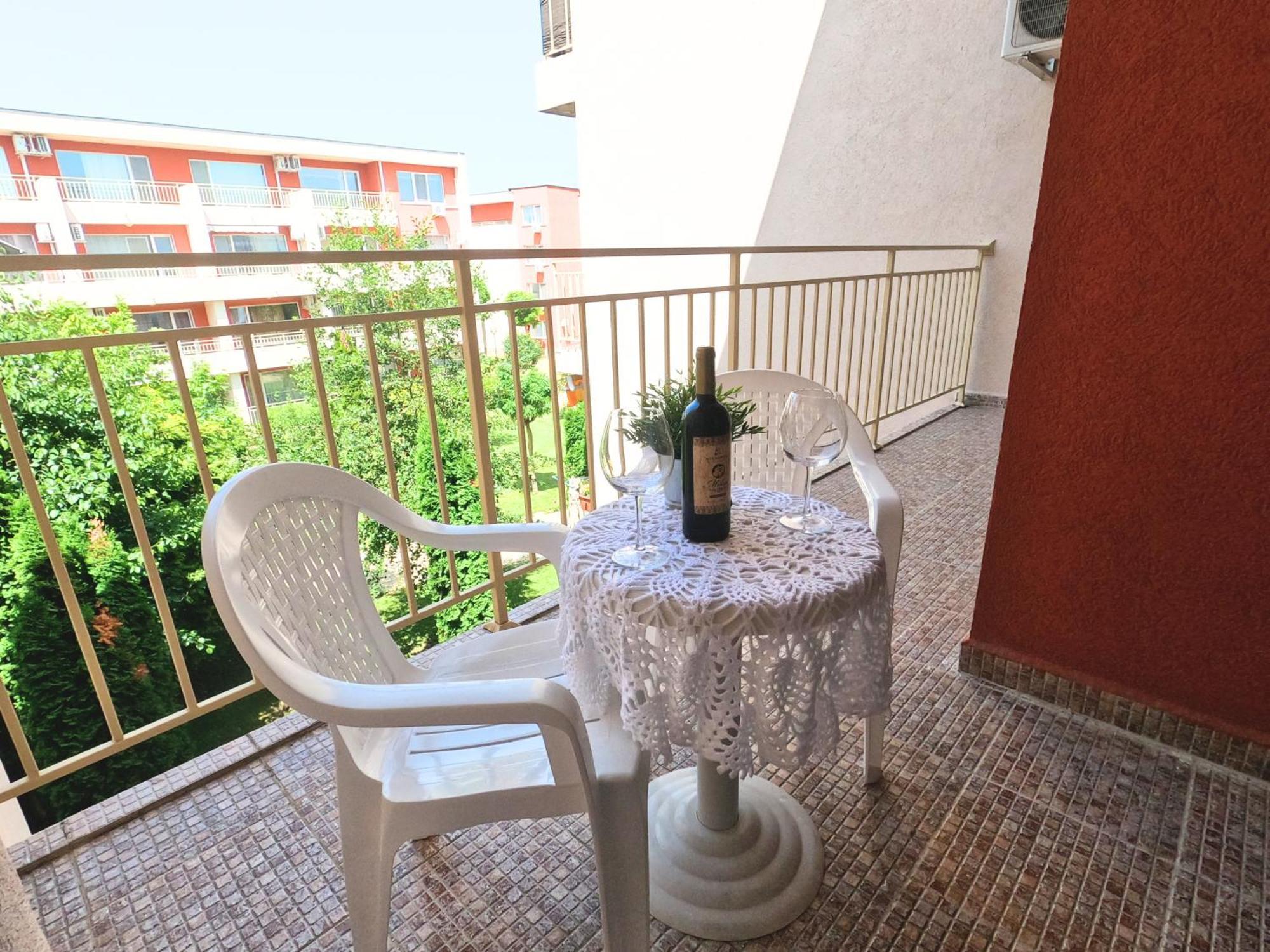 Nessebar Fort Club - Prestige Apartments Sunny Beach Eksteriør billede